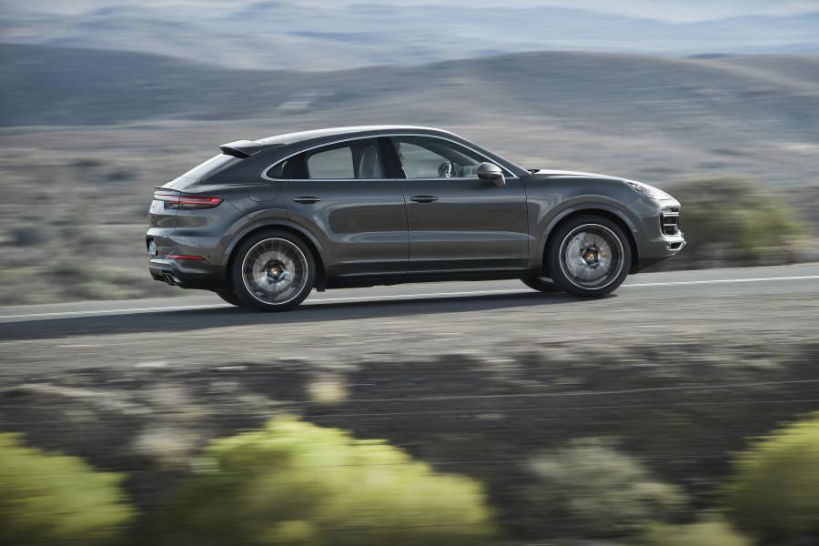  Porsche Cayenne Turbo Coupe 2019 года  (WW) (фото 26 из 44)